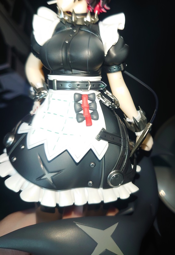 エレン　胸　ベルト